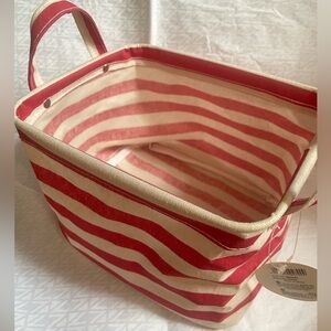 Flying Tiger Waterproof Organizer